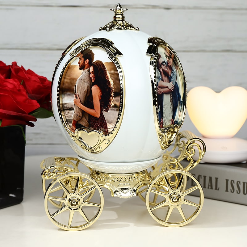 Personalized pumpkin car photo frame music box