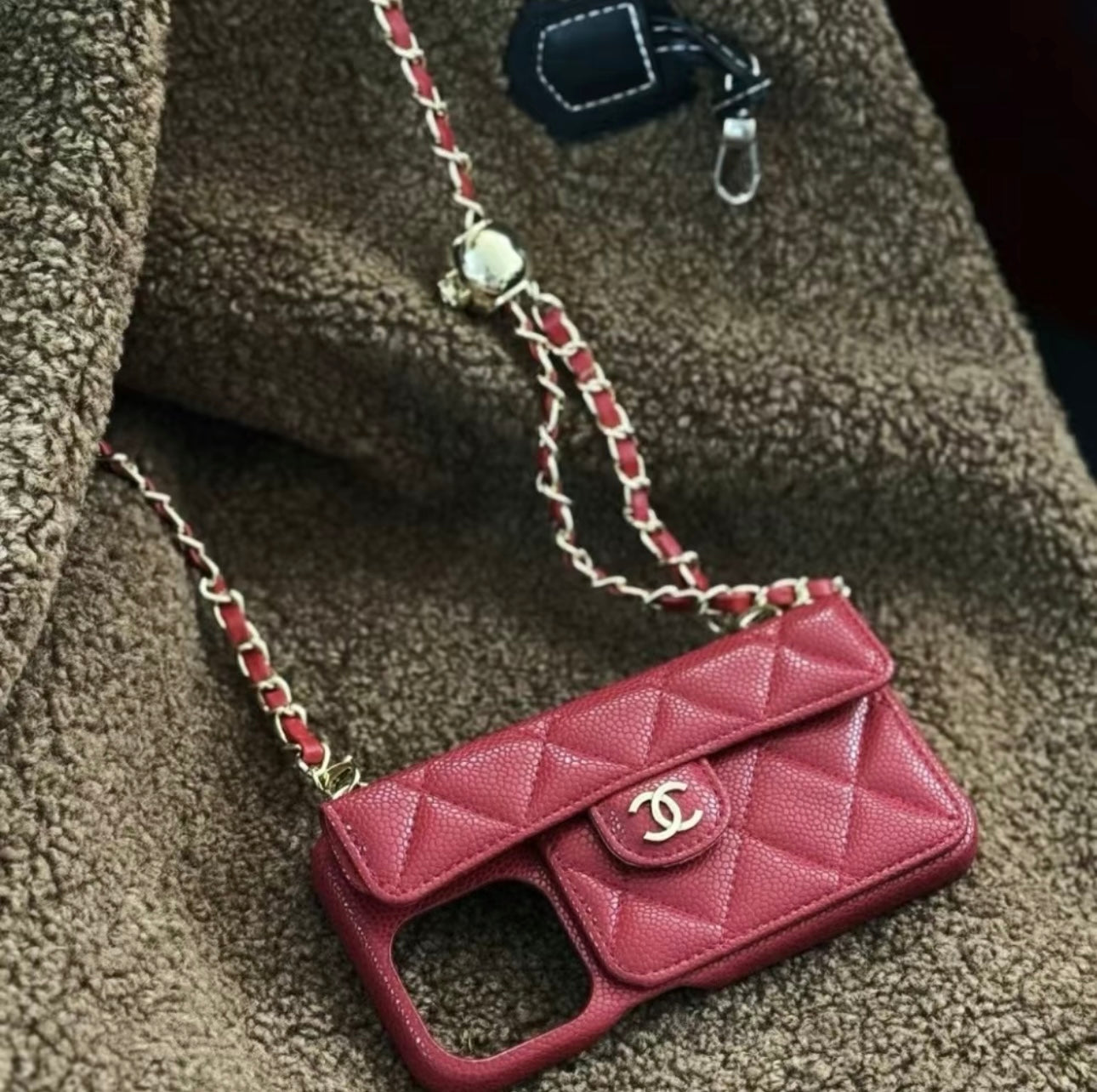 Luxurious iPhone Case for IPhone