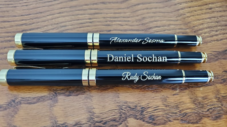 Custom Fountain Ink Pen. Gold Letters Laser-Engraved