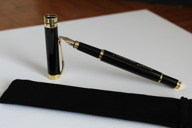 Custom Fountain Ink Pen. Gold Letters Laser-Engraved