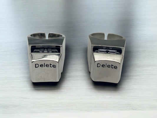 Adjustable Keyboard Key Ring – Delete Key Jewelry for Tech Fans