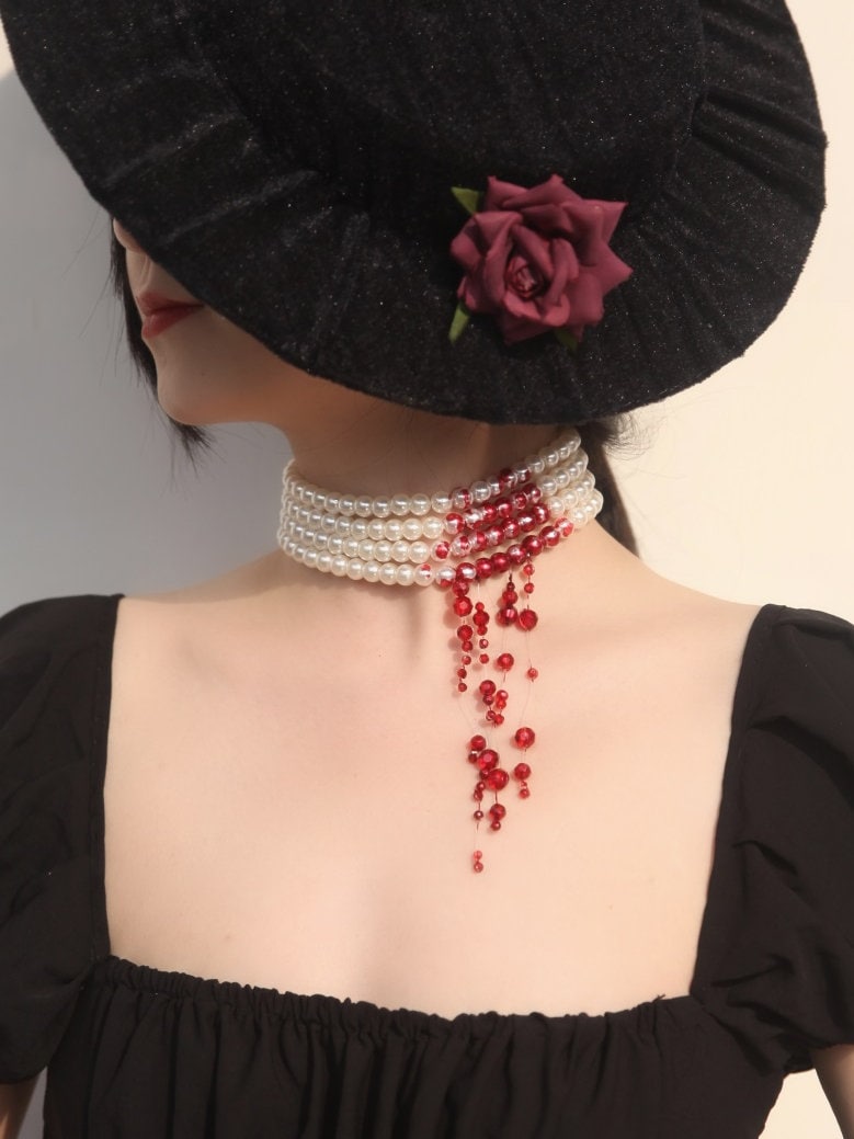 Halloween Bloody pearl necklace