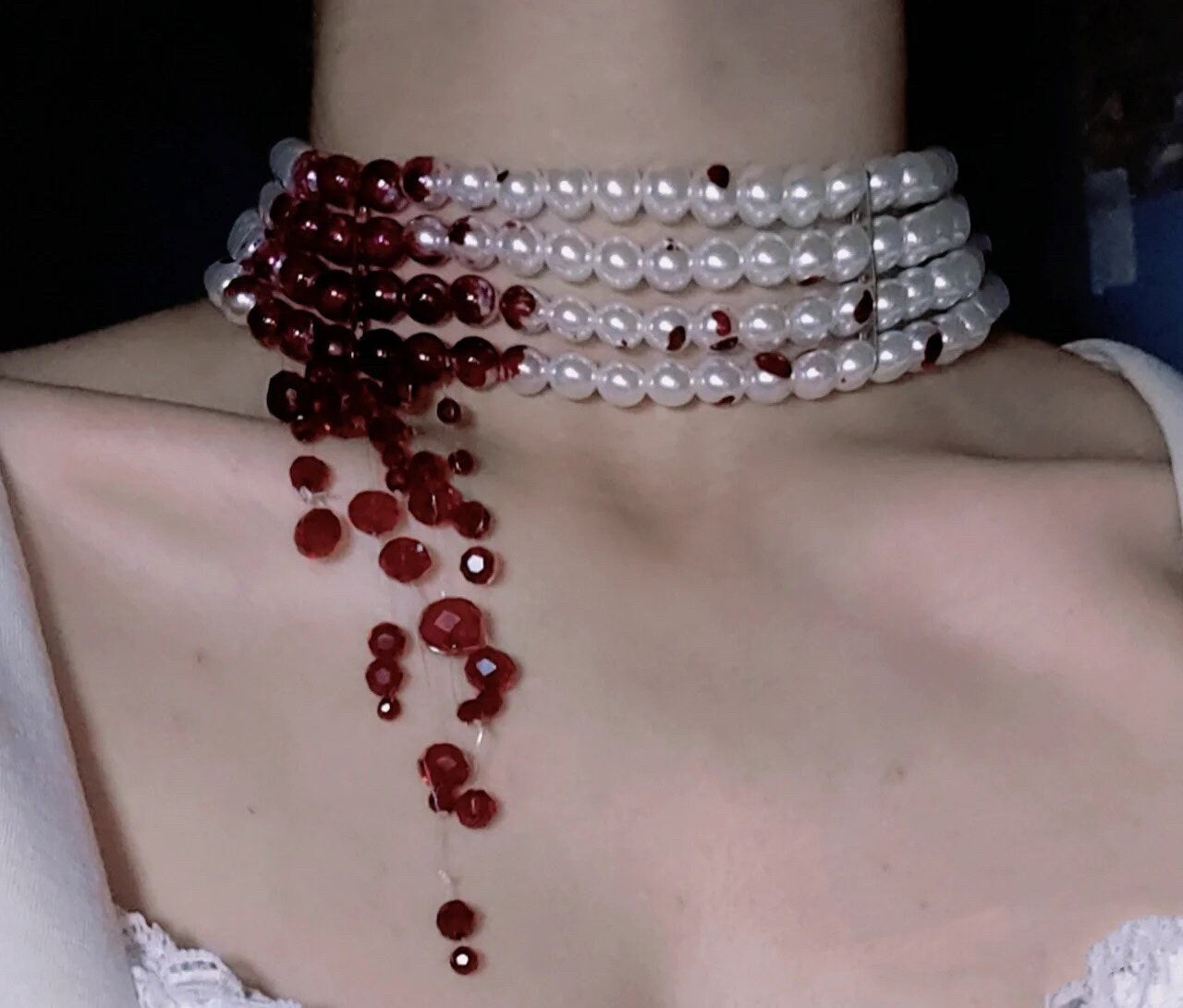 Halloween Bloody pearl necklace